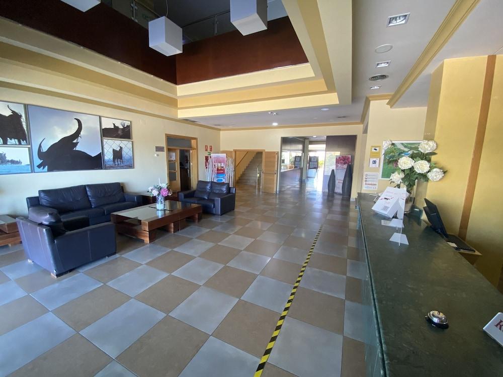 Hotel Montera Plaza Los Barrios Extérieur photo