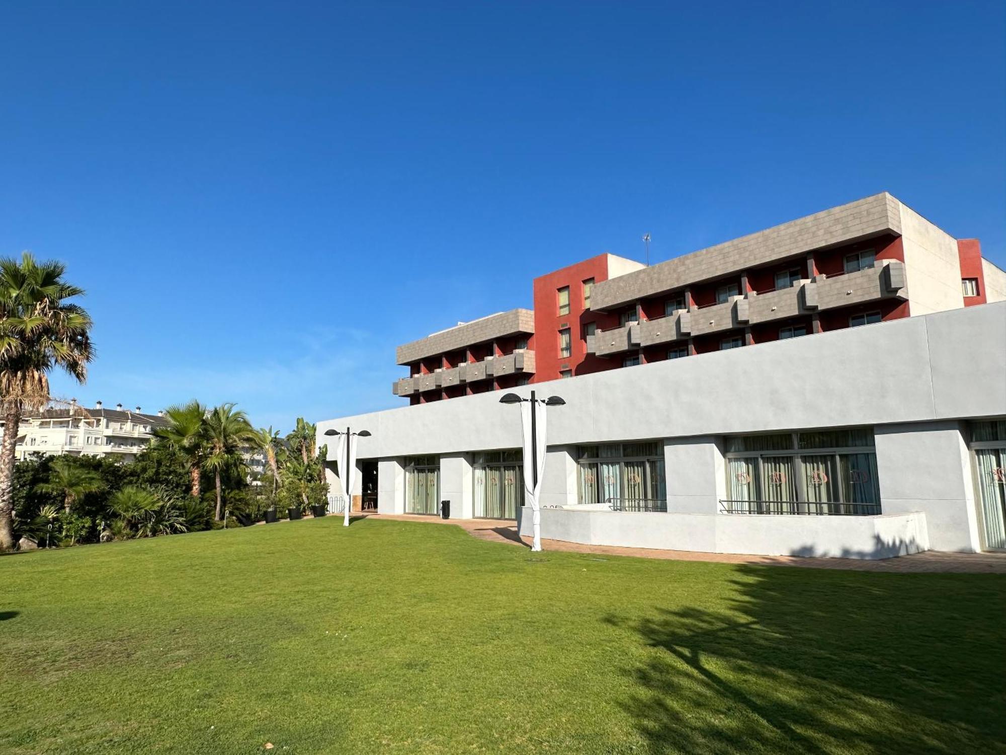 Hotel Montera Plaza Los Barrios Extérieur photo
