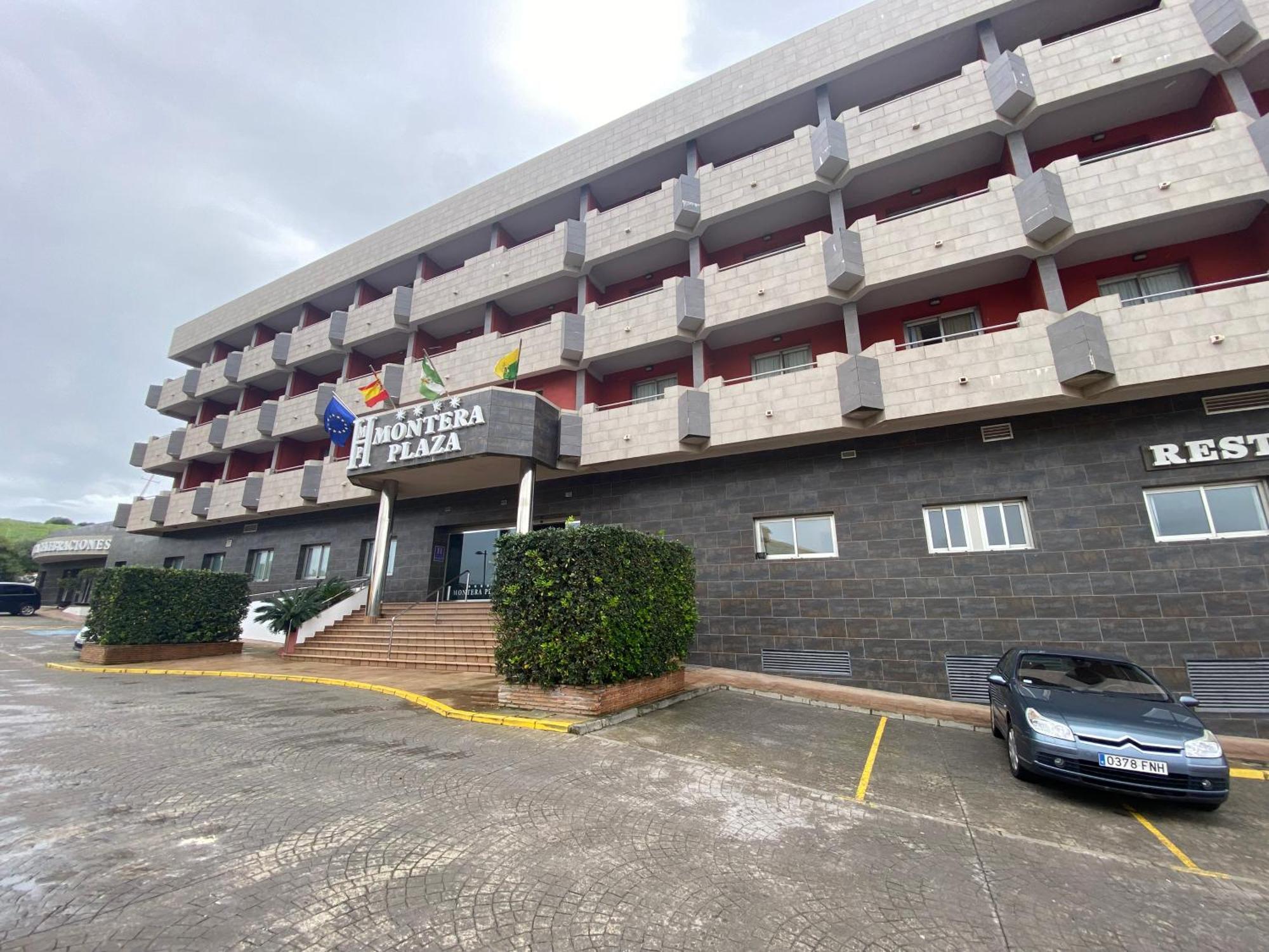 Hotel Montera Plaza Los Barrios Extérieur photo